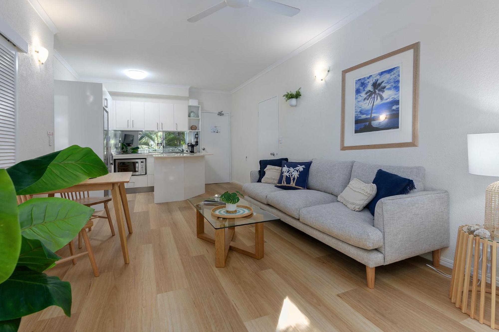 Coral Apartments Port Douglas Exteriör bild