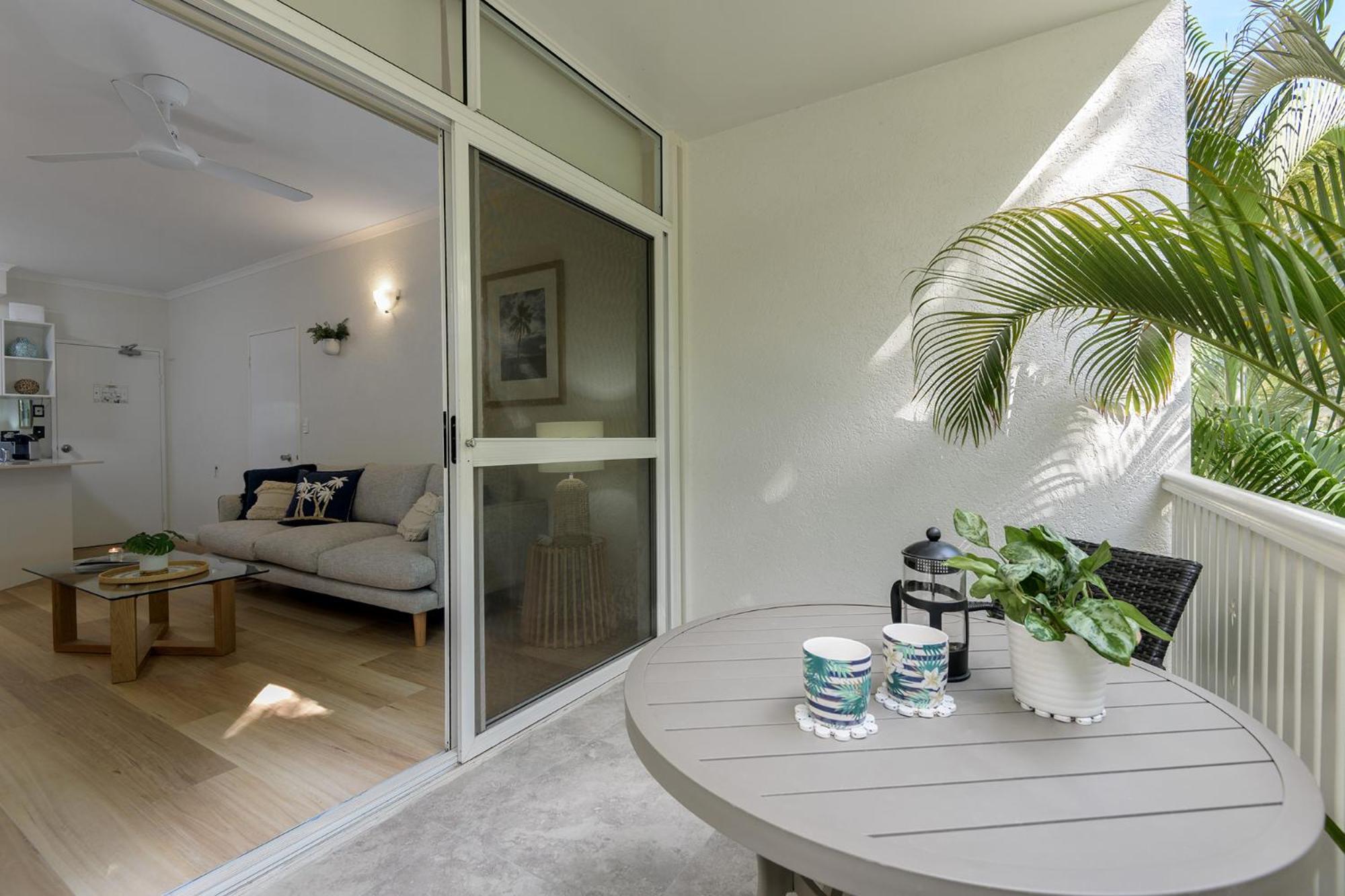 Coral Apartments Port Douglas Exteriör bild